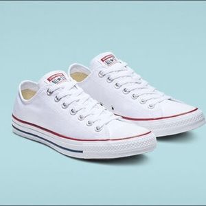 NEVER WORN CONVERSE nwot😻